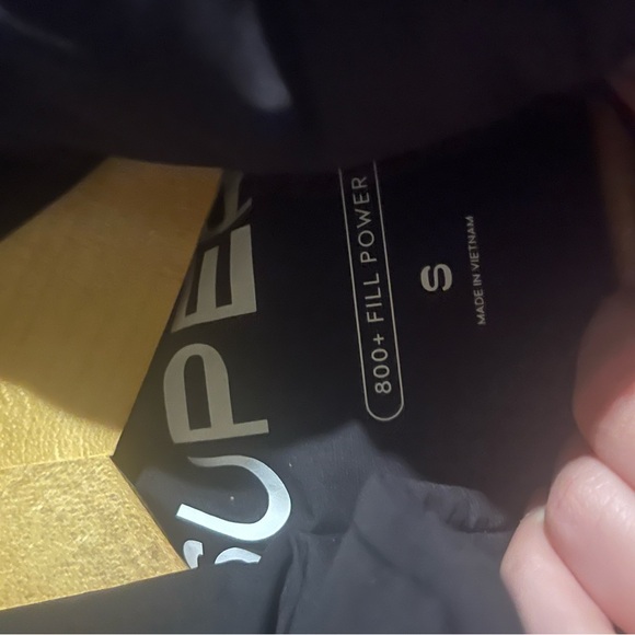 aritzia - Picture 5 of 5